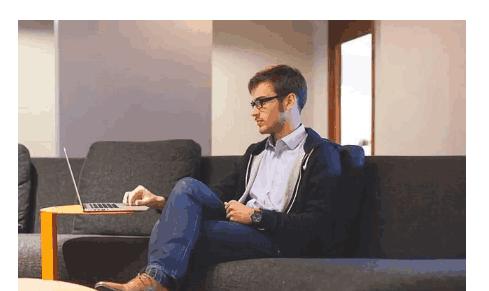 月薪5千每天加班的工作,月薪5千的人加班