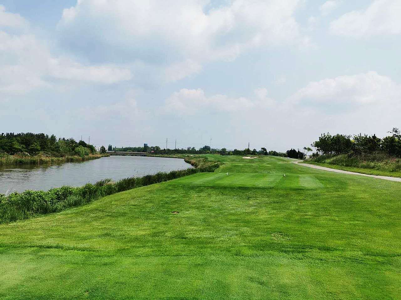 山东青岛高尔夫球场学校,山东青岛高尔夫球