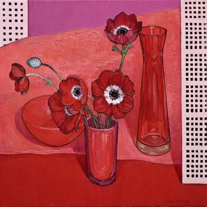 她72岁，画了50多年的画，花儿在她笔下都有了个性