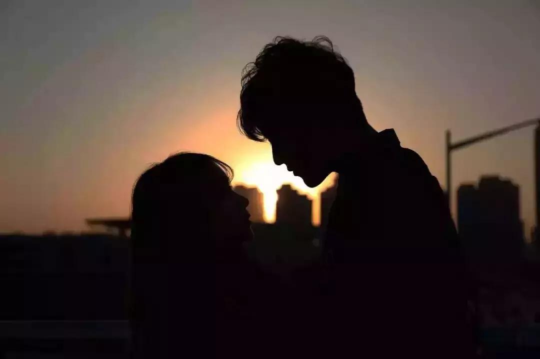 爱情的柠檬|看完这篇文，一时竟不知从何酸起