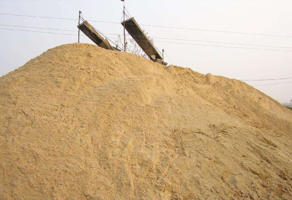 沙漠里的沙子为什么那么少,沙漠里的沙子到底有多少