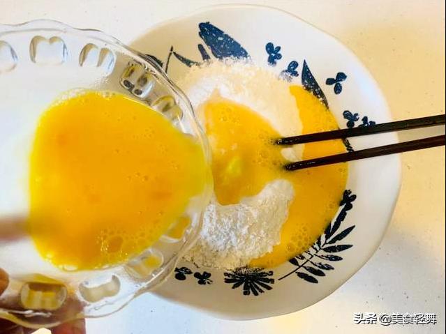 制作手擀面有诀窍，记住“3放1揉2煮面”，面条耐煮，口感筋道