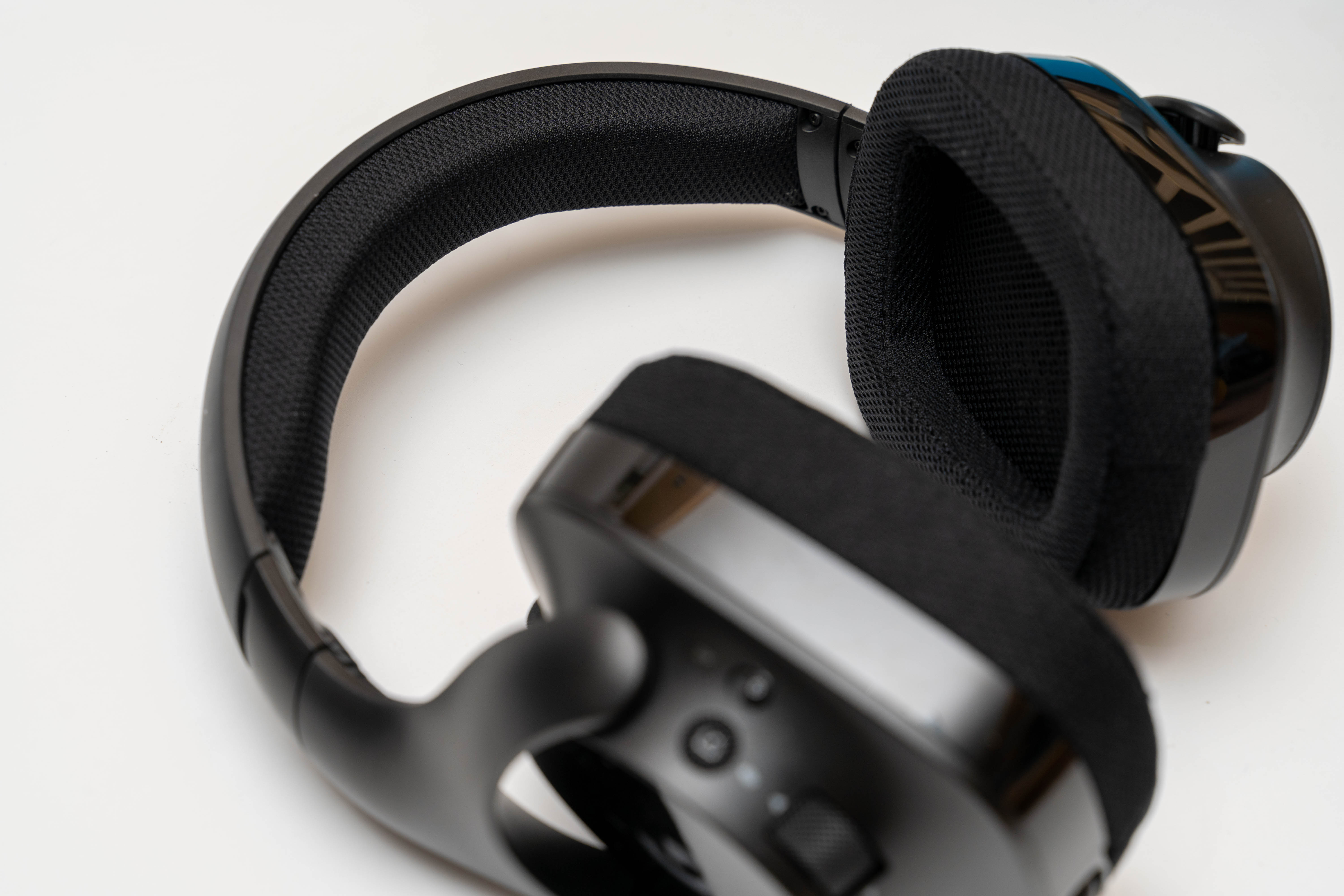 罗技g533配什么耳机好,罗技g533耳机怎么设置