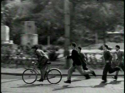 偷自行车的人的下场,偷自行车的人现实主义