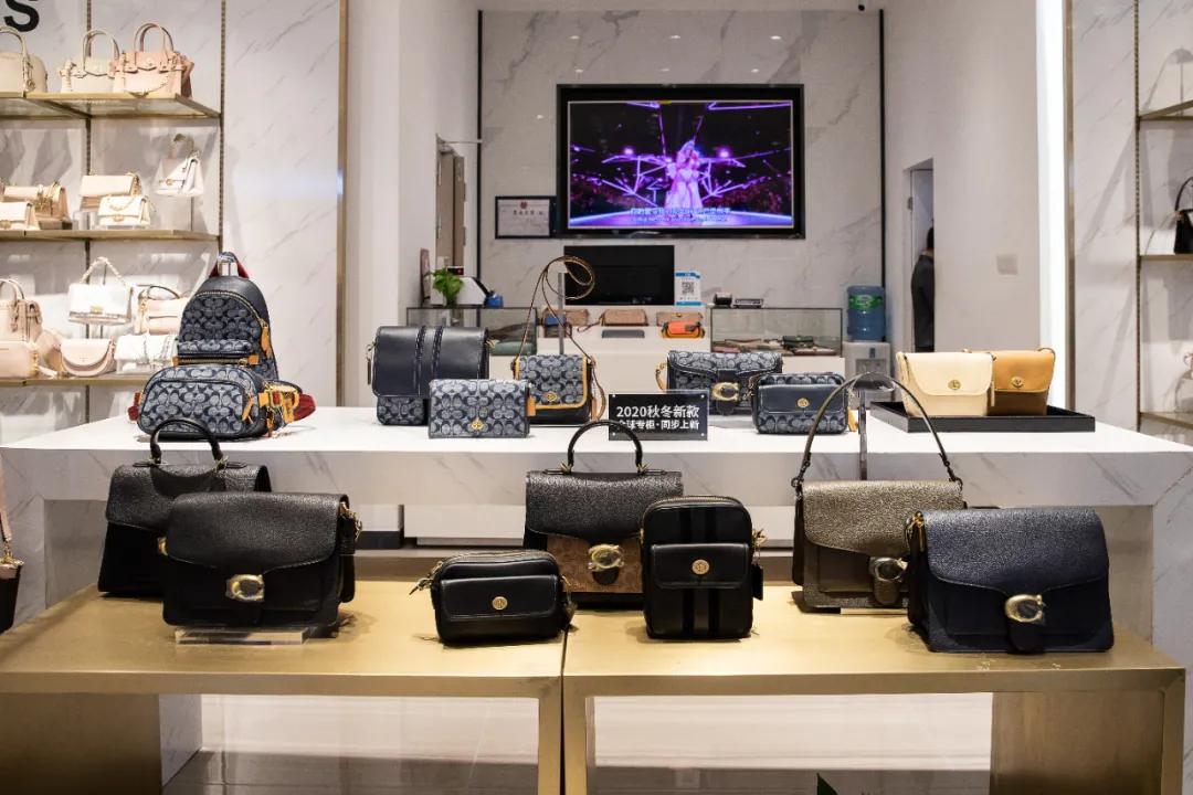 用不着加群拼团！来罗马春天奥莱，做真正的气质名媛