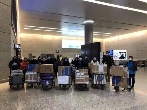 温州：“人肉带货”开展城市自救背后的故事