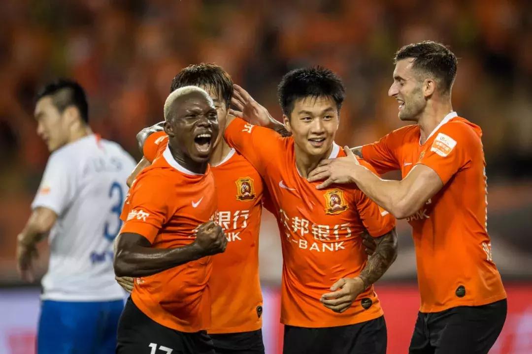 武汉卓尔2-1击败天津天海,武汉卓尔和山东鲁能交手战绩