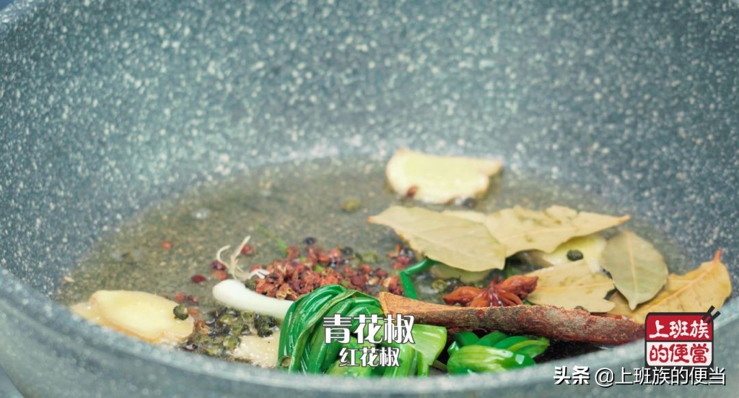 这才是正宗麻辣小龙虾的做法,这才是麻辣小龙虾的正宗做法