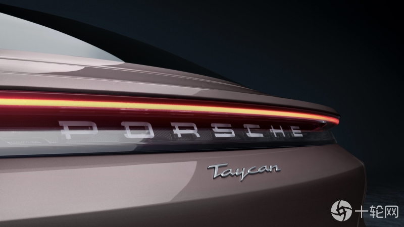 保时捷taycan纯电落地,新款保时捷taycan官图发布