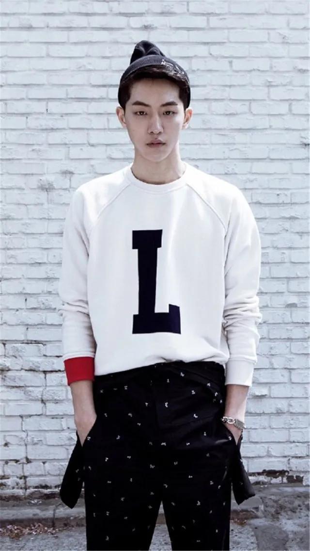 矮个子男士怎么穿搭才能有气质,矮个子男生穿什么外套比较合适