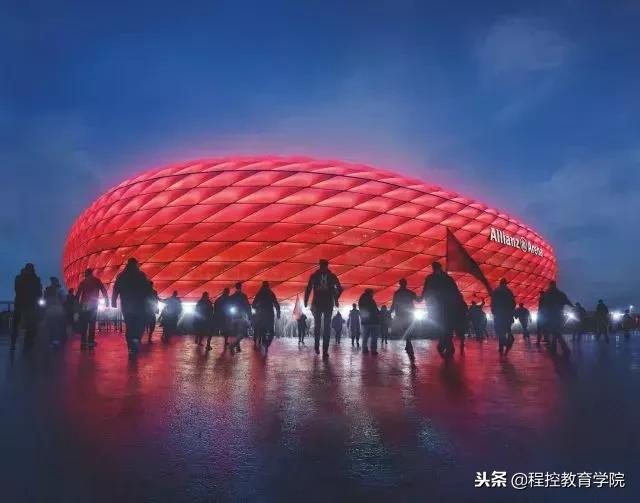 足球场草坪价格贵吗,五人制人工草皮足球场造价