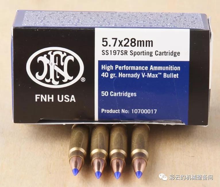 说到PDW你首先想到的就是它——比利时P90单兵自卫*器武**