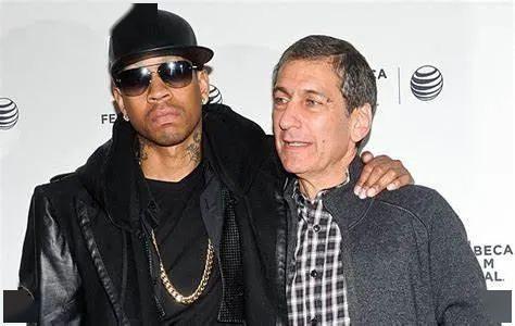 迈克尔乔丹第2冠表演时刻,迈克尔乔丹惊世一投庆祝