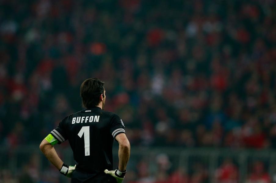 布冯c罗尤文比赛,c罗加盟尤文图斯布冯