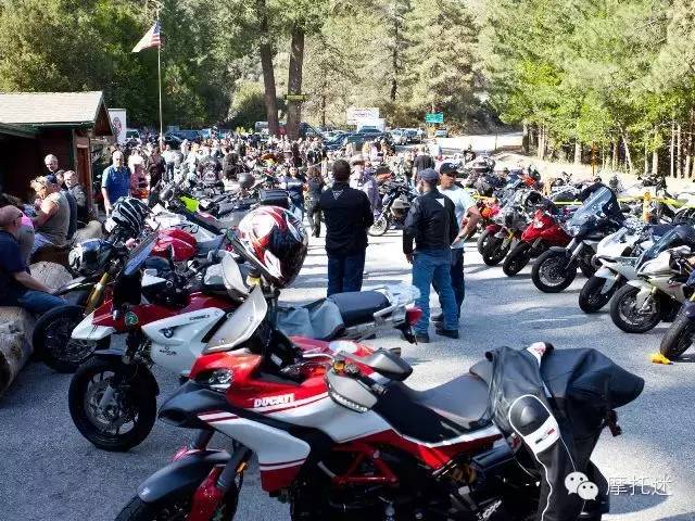一篇文章让你读懂国外的摩托车生活