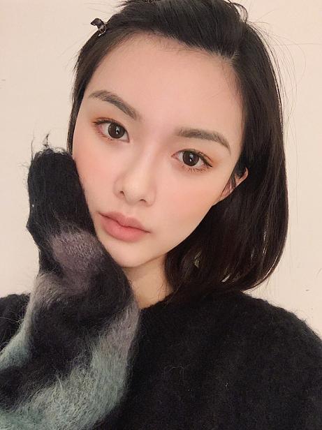 不同脸型适合相对应的眉型,方圆脸平眉怎么修成弯月眉