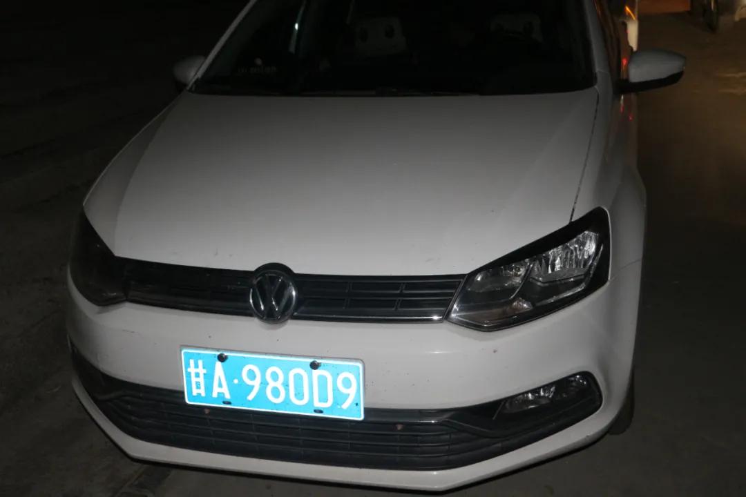 占用消防通道的车主应该怎么处罚,占用消防通道的私家车被拖走