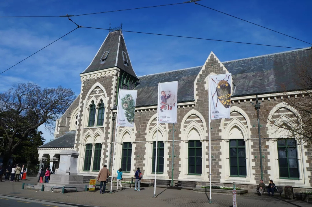 别老盯着“护理、幼教”了！坎特伯雷大学有个真正好移民专业！