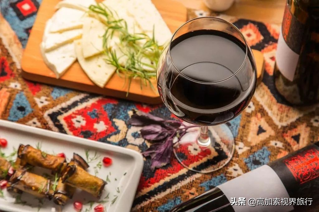 格鲁吉亚红酒怎么来的,格鲁吉亚红酒在当地贵不贵