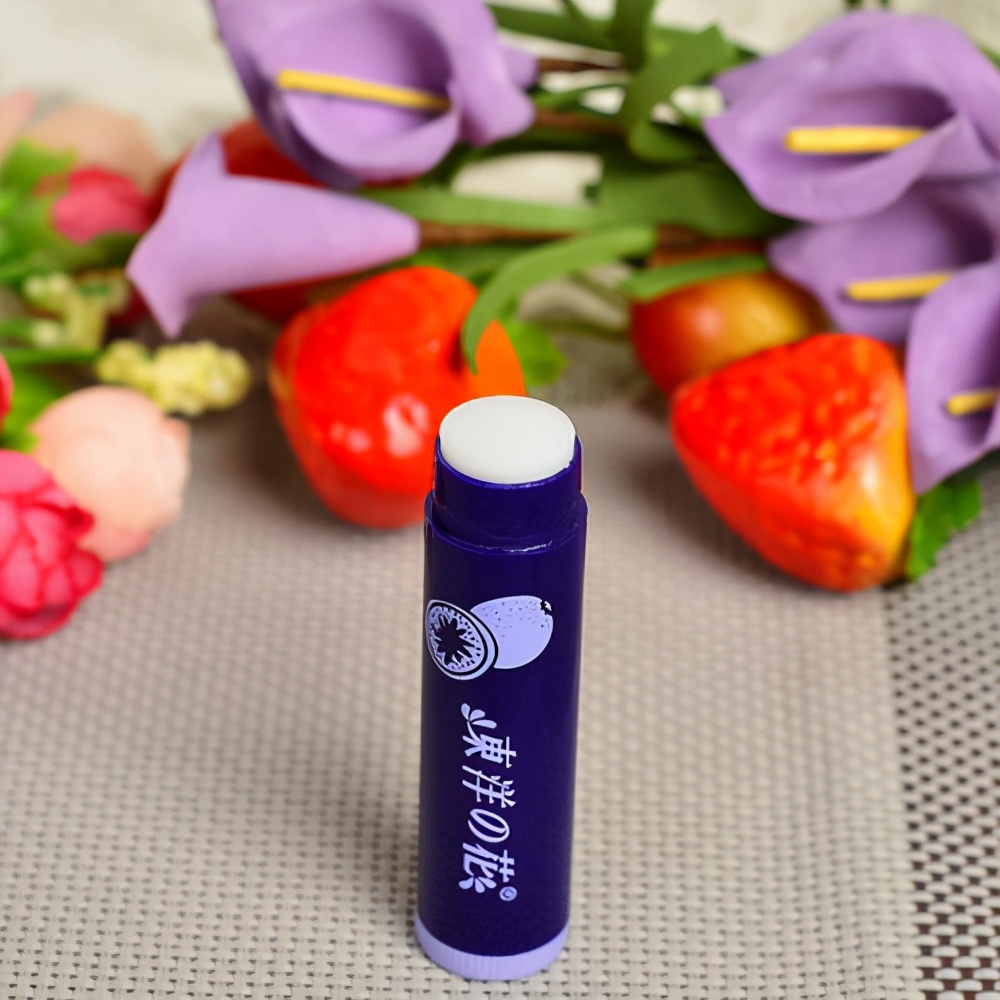 老年人用的唇膏什么牌子好,适合80-90岁老年人的唇膏