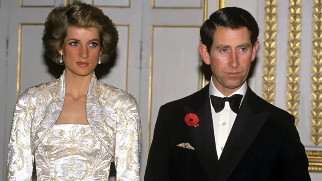 戴安娜离婚前后,戴安娜离婚后为什么保留王妃头衔