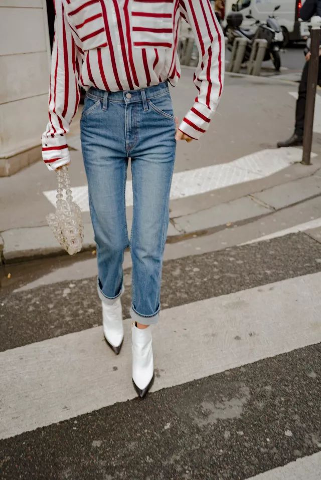 女生如何挑选合适的牛仔裤,怎样挑选散货牛仔裤质量