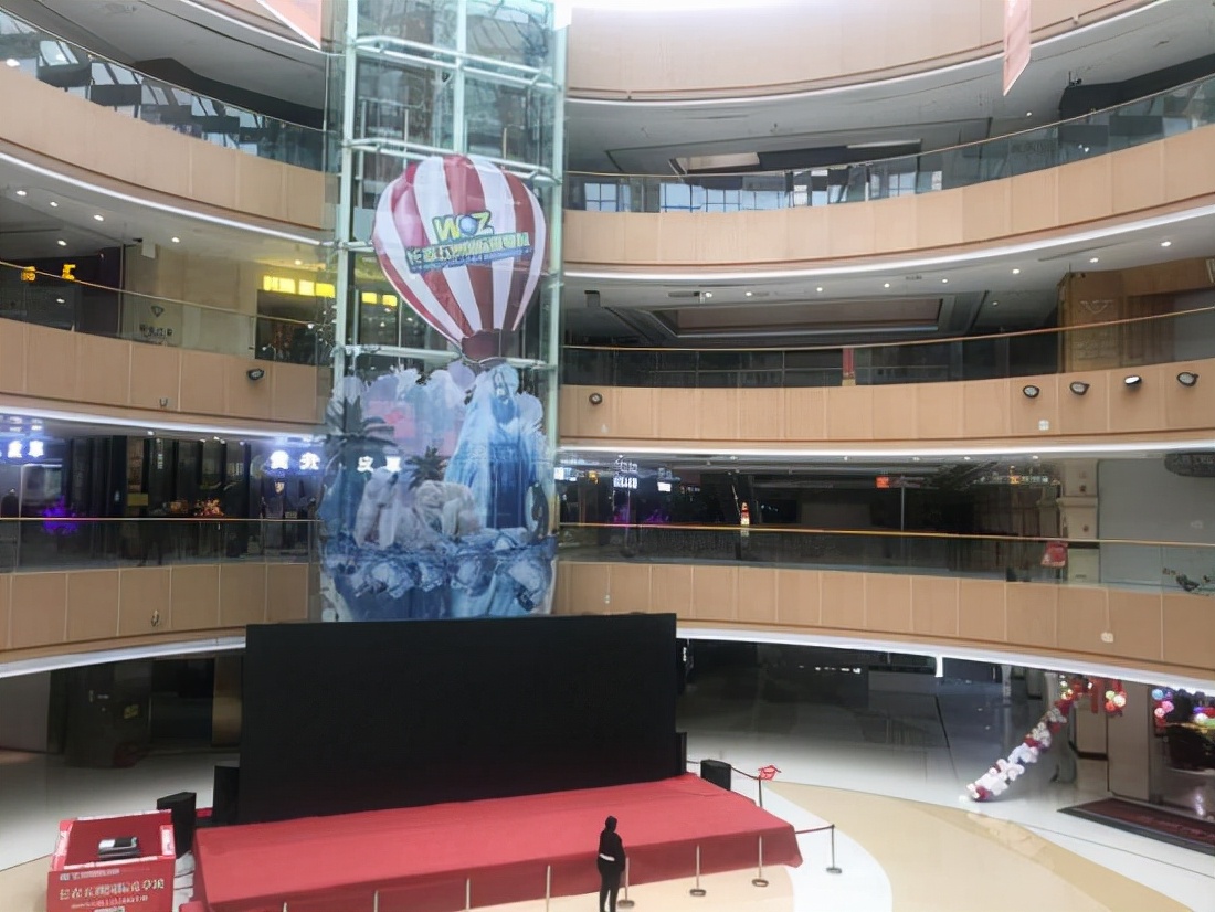 南通一大型老牌商场，曾繁华依旧受人喜爱，后生意萧条濒临倒闭