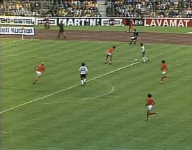 最伟大的失利者？1974年世界杯的新时代对决！皇帝大战飞人