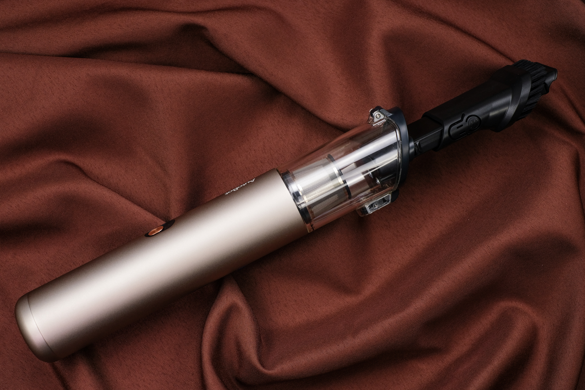 迷你小身材,迷你轻携无线吸尘器