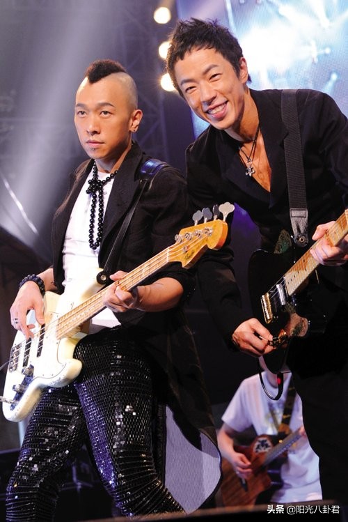 再见理想beyond黄贯中叶世荣黄家强,2019叶世荣黄贯中beyond演唱会