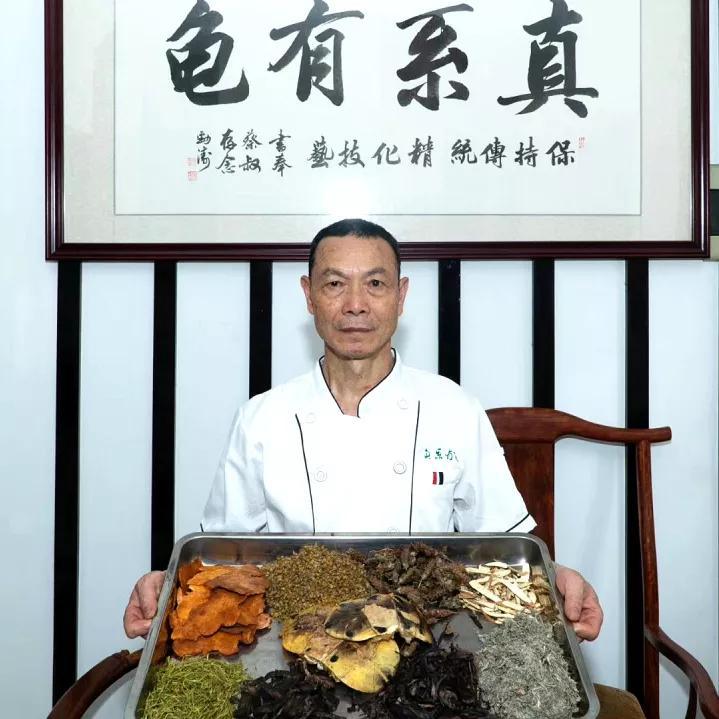 正宗龟苓膏老字号原味,真正的龟苓膏是苦的