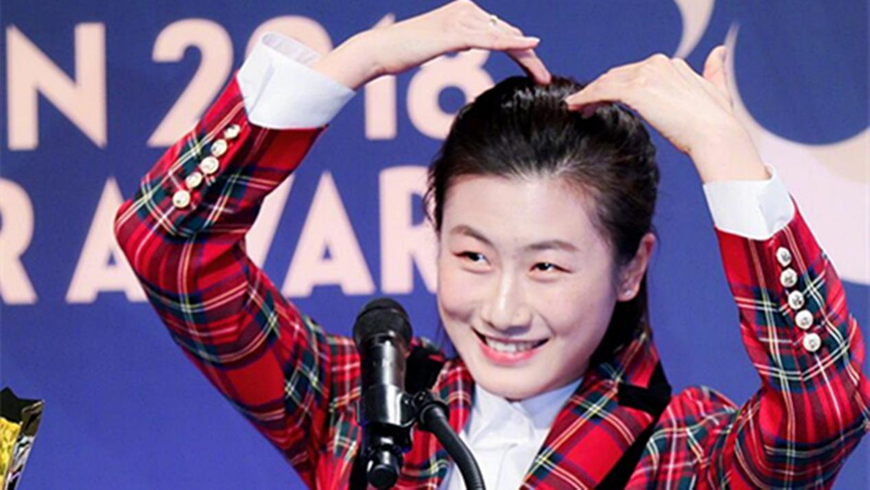 朱婷姚明同框图片,朱婷丁宁