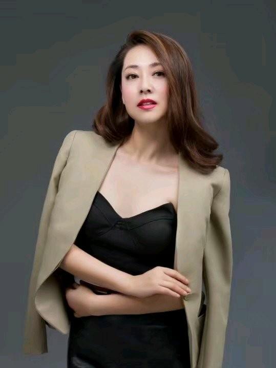 鹿鼎记女主角现况,鹿鼎记2014版的女主角变化