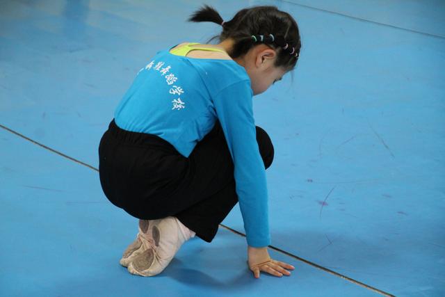 12个基础训练动作,热身12个动作教学