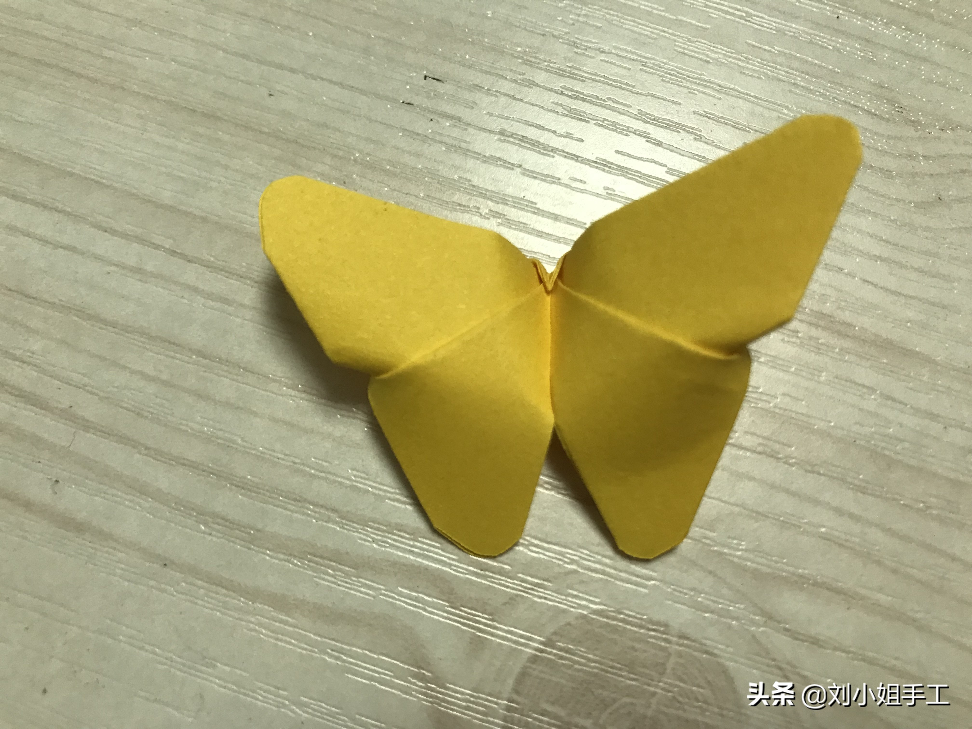 简单的蝴蝶折纸戒指,会飞蝴蝶简单折纸