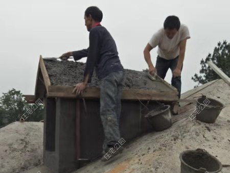 把房子交给农村堂弟，17万盖两层，建成村里头一栋别墅