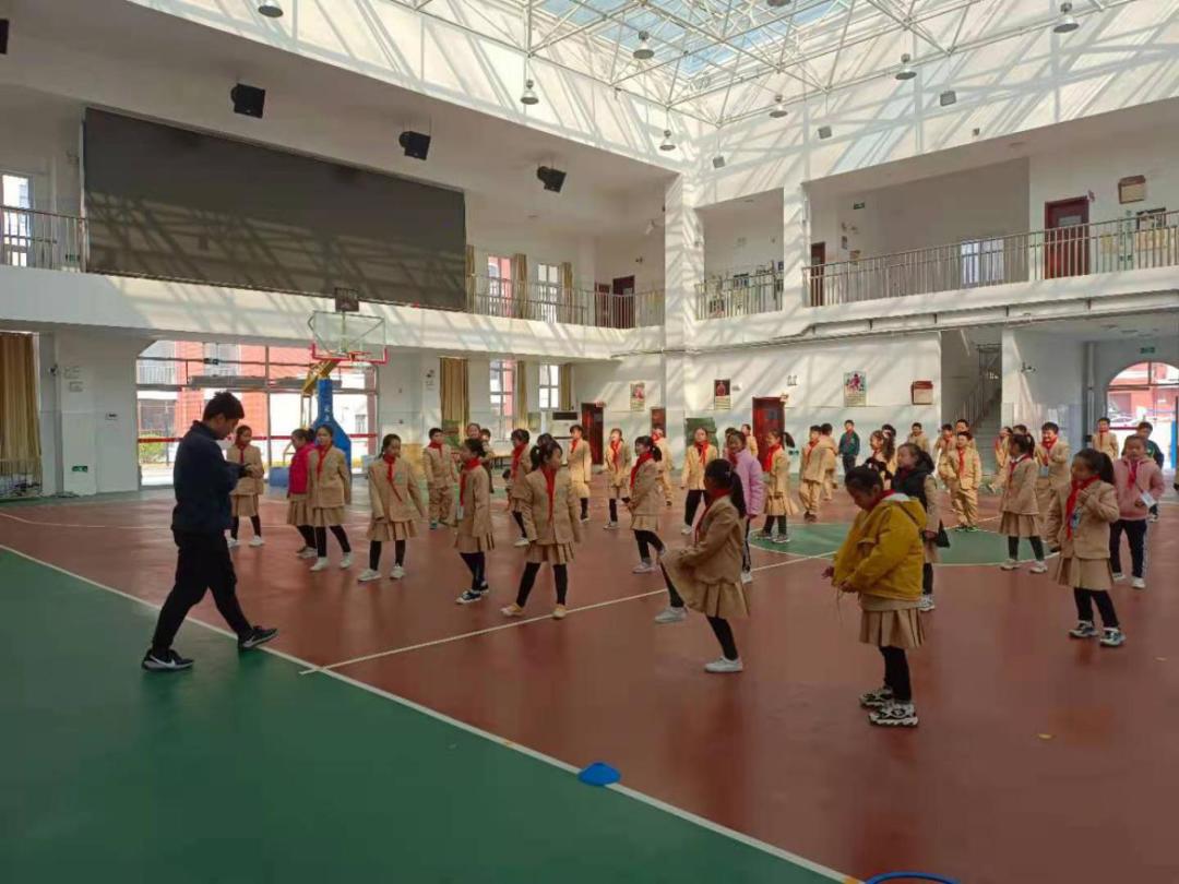 小学体育组集体备课教研活动记录,智源小学活动