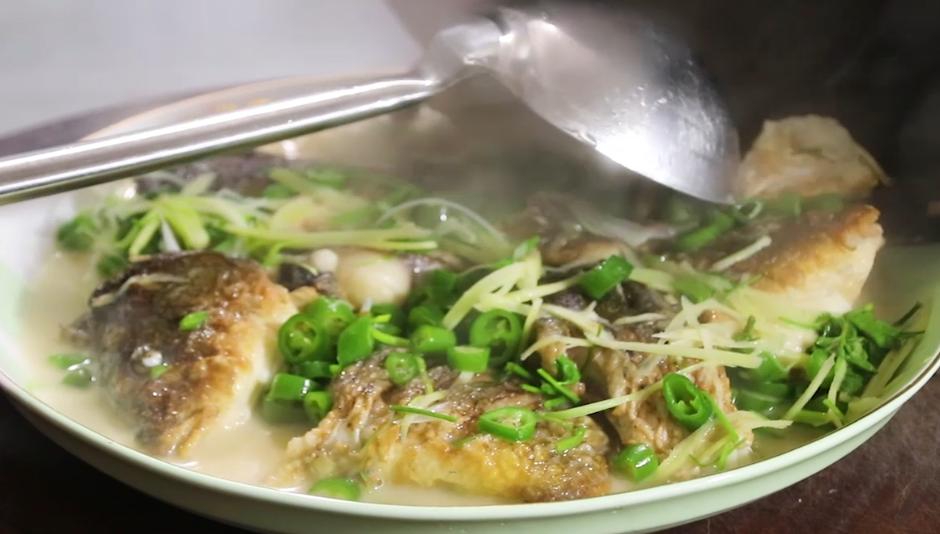 鲤鱼最好吃的做法，诀窍和步骤都告诉你，学会可以直接开店！