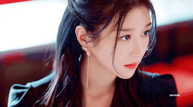 全是黑色衣服怎么穿出高级感,男黑色衣服的高级搭配