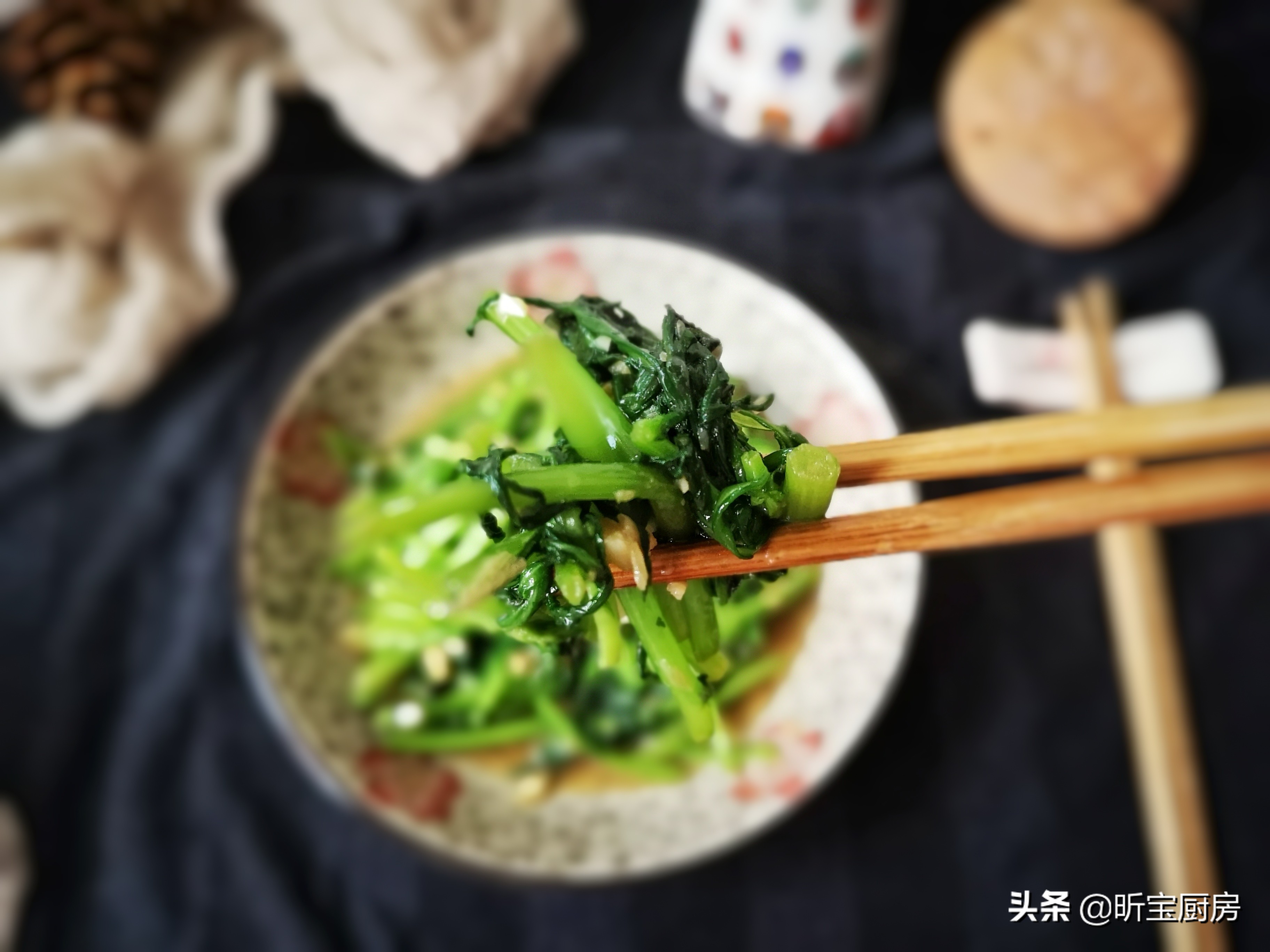 对睡眠有帮助的食物菜谱,失眠最怕皇帝菜