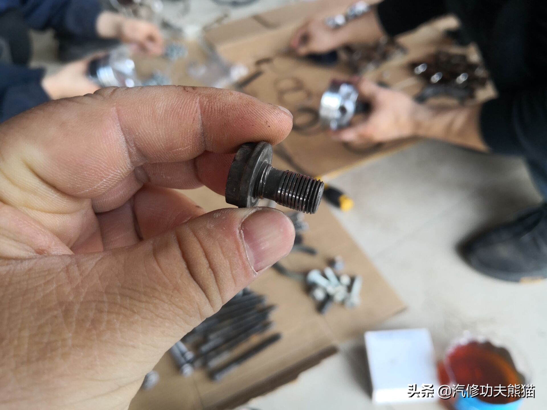 上海大众SUV销量王途观烧机油、漏机油被人乱修一通差点搞报废