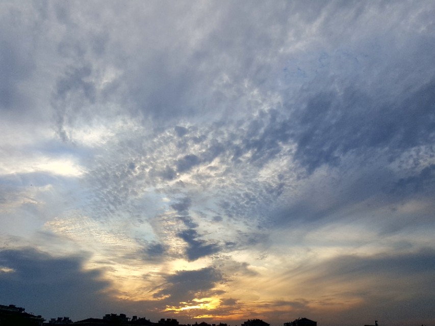 南京市江宁区锦绣花园湖边,江宁麒麟门锦绣花园
