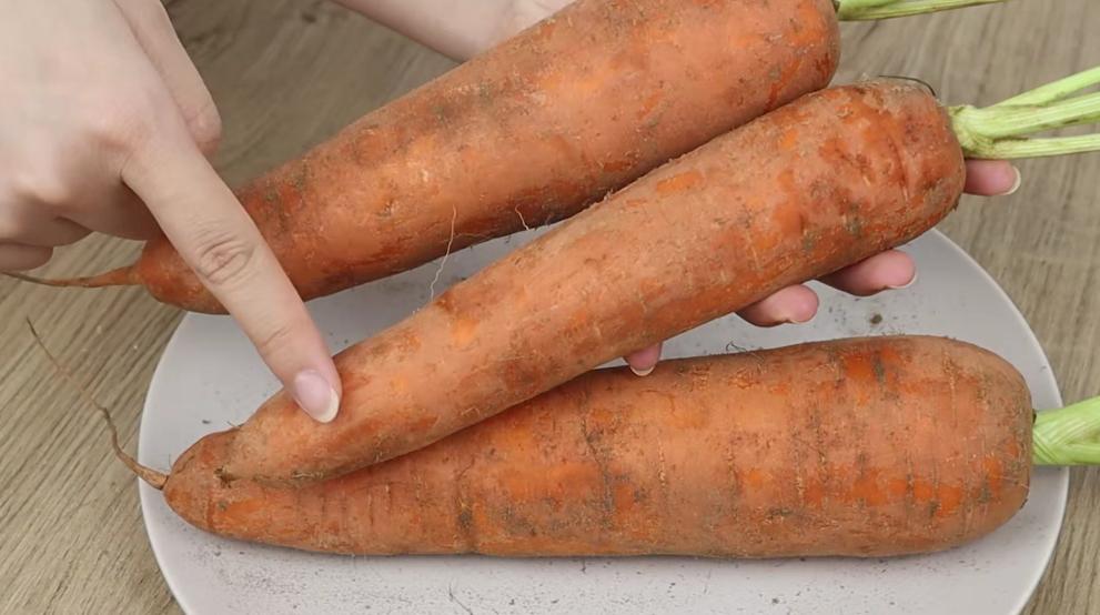 怎样挑选胡萝卜才好吃,今天才知道这3种胡萝卜不要买