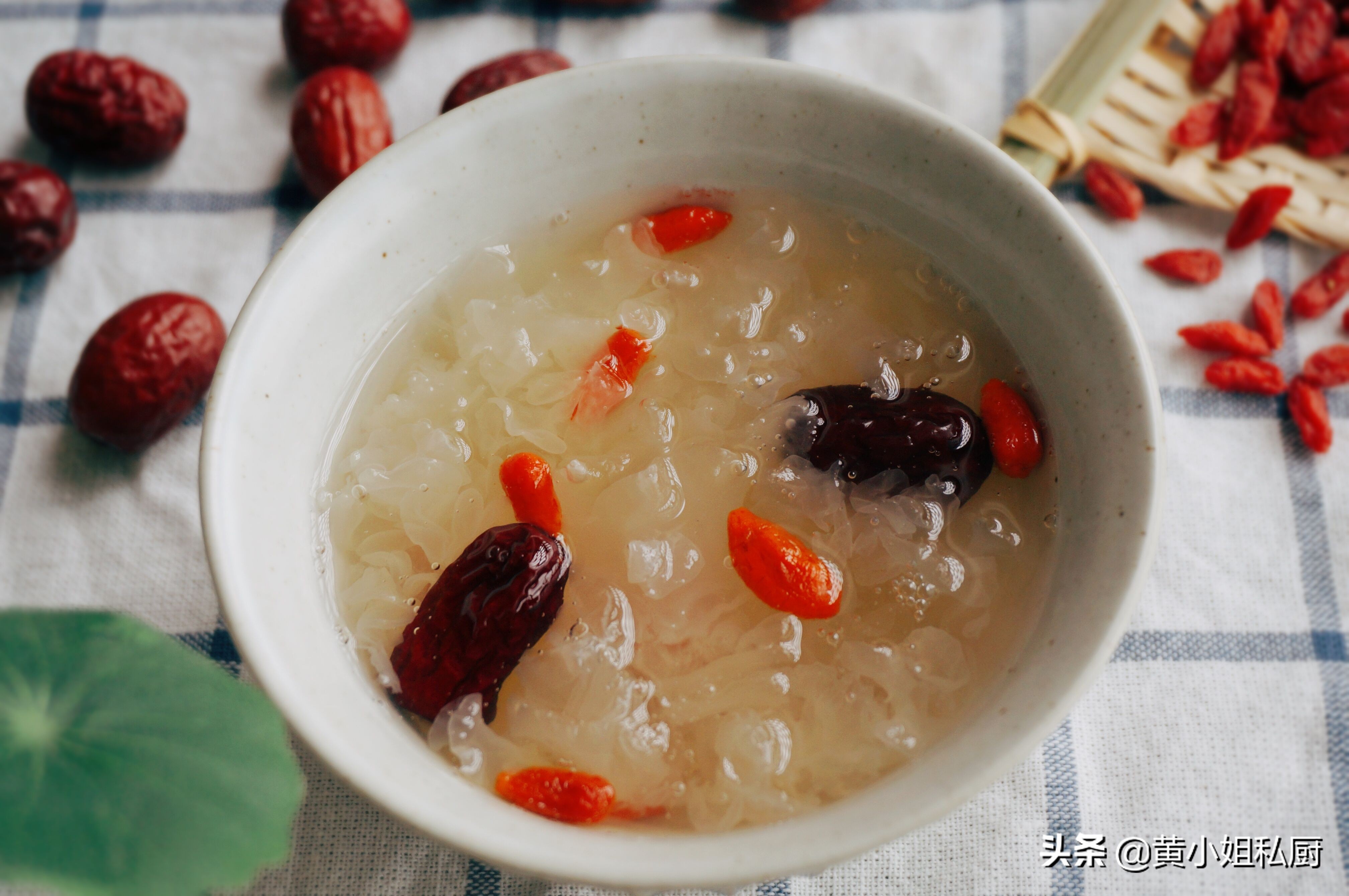 银耳汤15秒出胶,二十分钟出胶的银耳