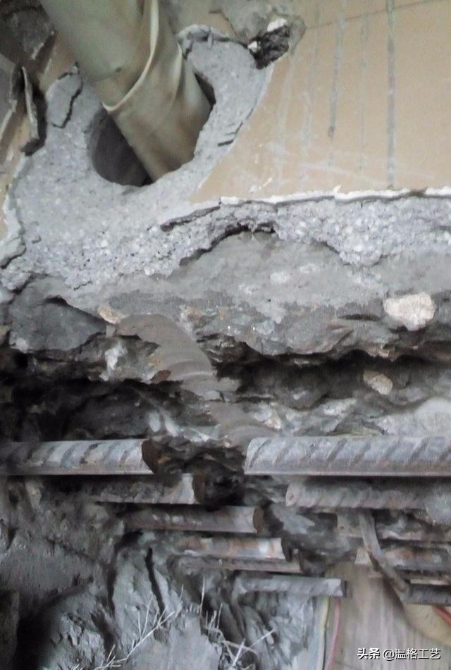 中央空调梁上打孔犯法吗,装中央空调在承重梁上打孔违法吗