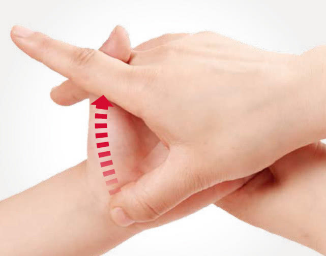 晚上积食不消化睡不着按什么穴位,积食发烧肚子疼推拿最有效的穴位