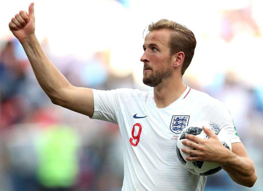 鍑仼鐣欏湪鐑埡鎴戜細鎴愪负浼犲,鍝堥噷鍑仼涓轰粈涔堜笉鐣欏湪鐑埡