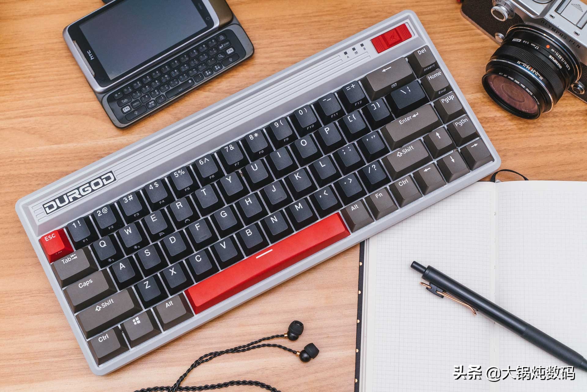 杜伽fusion键盘红轴,杜伽fusion键盘好用吗