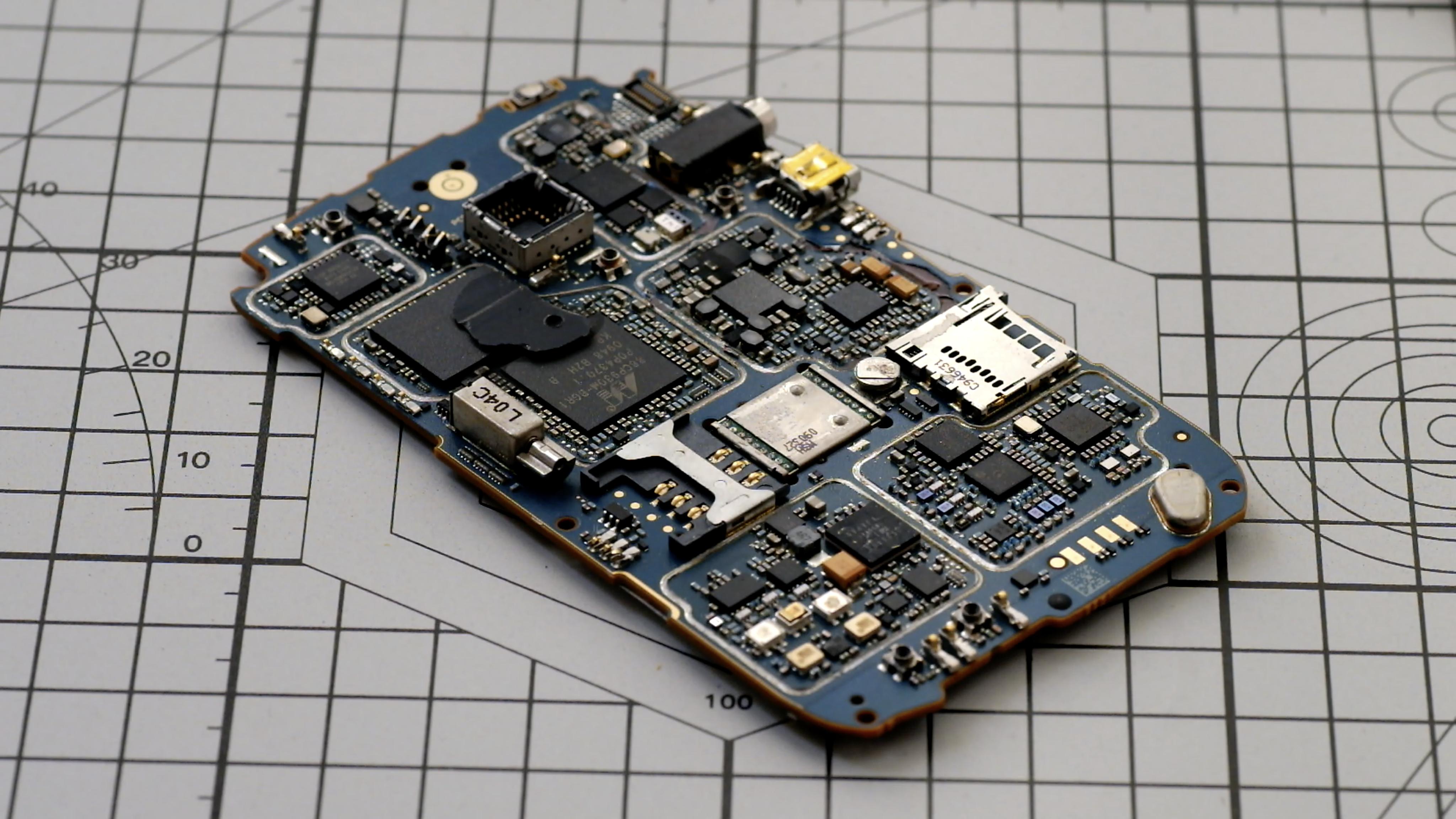 黑莓9000,黑莓9000是国产手机吗