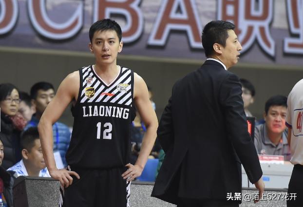 辽宁队主教练杨鸣下课了吗,辽宁队换帅杨鸣